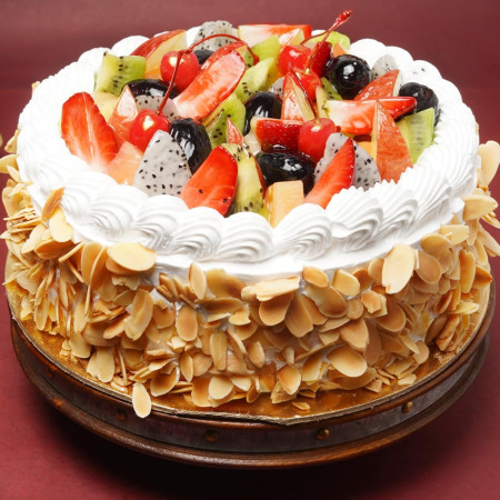 Fresh Fruit Cake