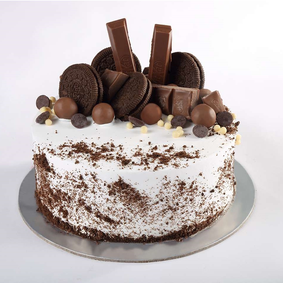 Chocolate Cake with Strawberies – 1.5Kg - Lankaeshop.com | Online Shopping  Site in Sri Lanka