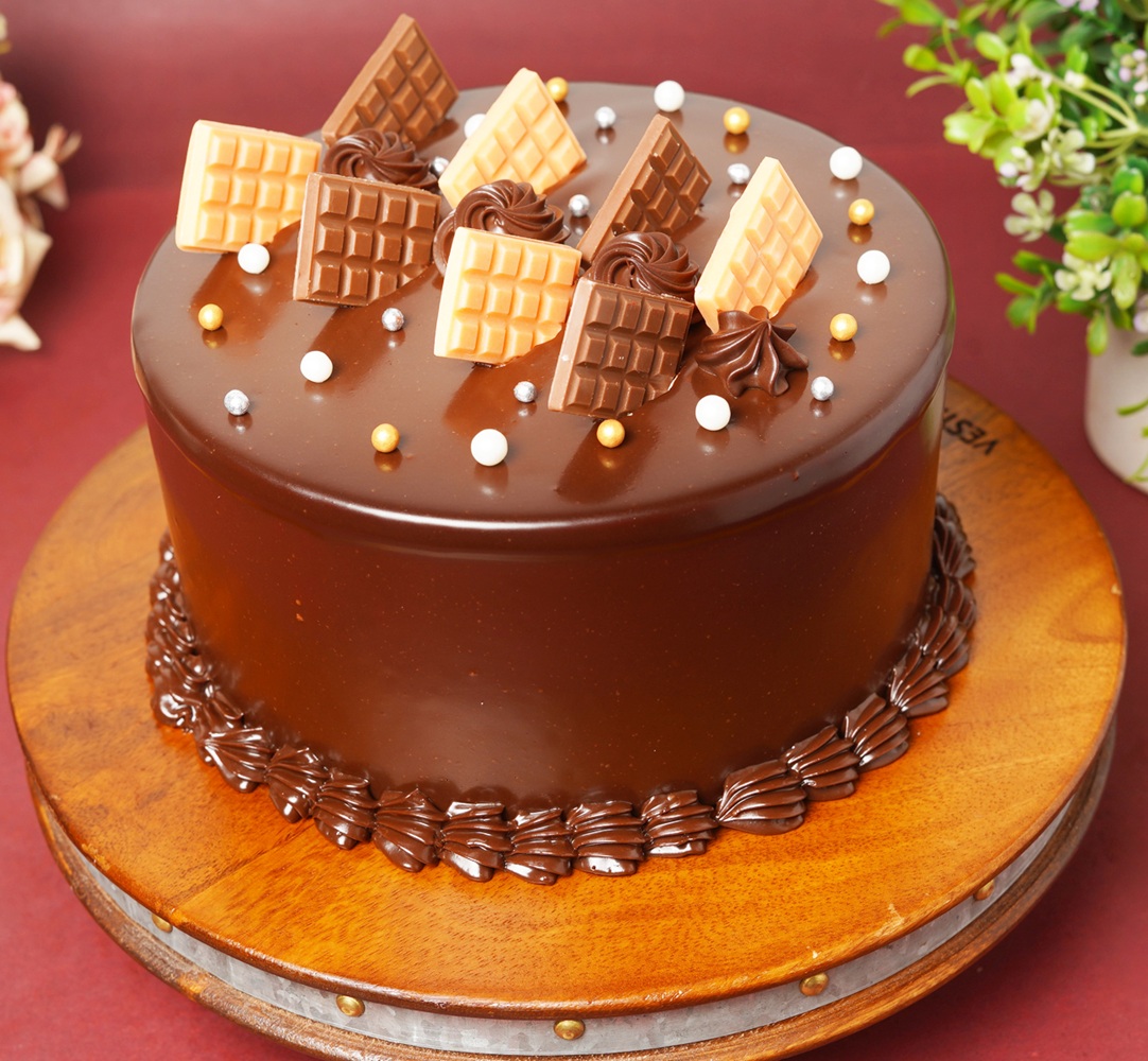 Light Chocolate Cake